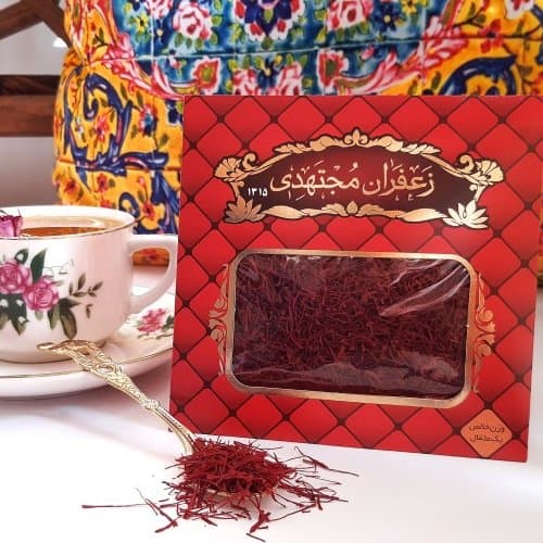زعفران نگین مجتهدی با کیفیت مطلوب برای بسته بندی